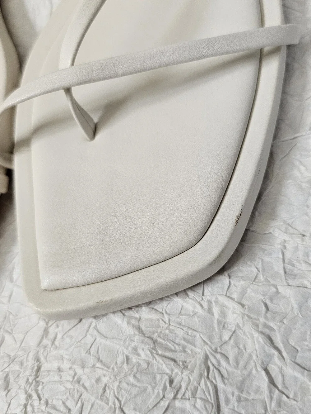 Joie Glory Womens White Minimlaist Square Toe T strap sandals New with tags - Picture 4 of 8
